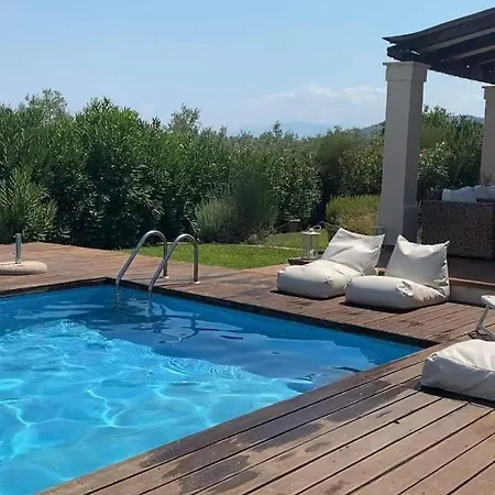 Georges Galaxidi, Family, Pool And Garden Vila