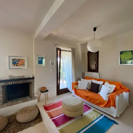 Georges Galaxidi, Family, Pool And Garden Galaxídhion