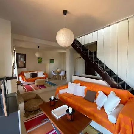 Georges Galaxidi, Family, Pool And Garden فيلة Galaxídhion